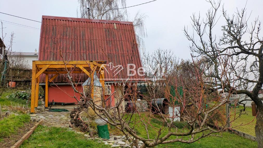 Predaj, chatka s pozemkom - Nitra /Zobor (1239-13-AFI)