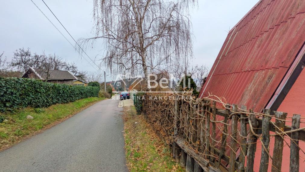 Predaj, chatka s pozemkom - Nitra /Zobor (1239-13-AFI)