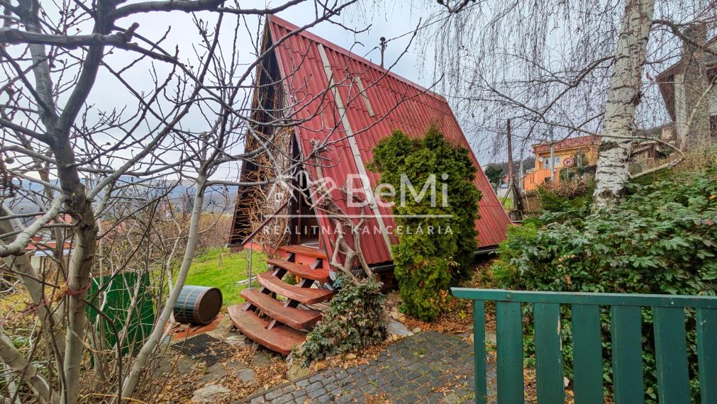 Predaj, pozemok - Nitra / Zobor (1240-14-AFI)