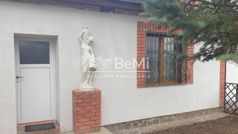 Dva rodinné DOMY...NITRA...Janíkovce (172-12-DARE)