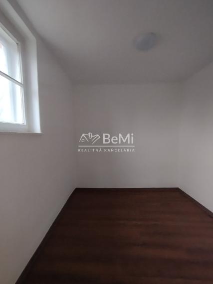 Rodinný dom na predaj -Litke