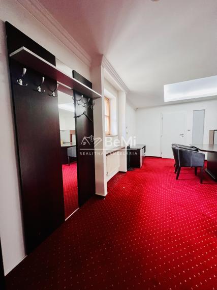 Prenájom: kancel. priestory, 85,80m2, Žilina(247-25-MACHa)