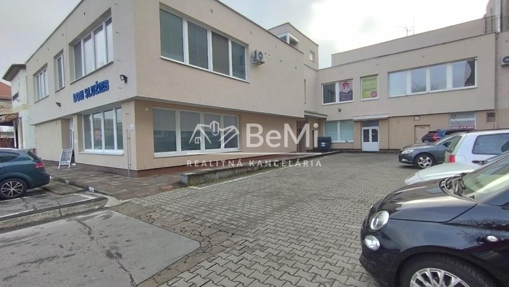 Kancelársky/prevádzkový priestor na prenájom-Lučenec