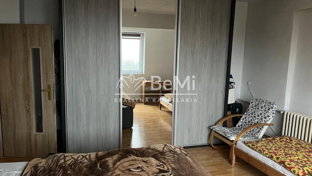 Rodinný dom v Štitároch s krásnym výhľadom ID 006-12-VISK