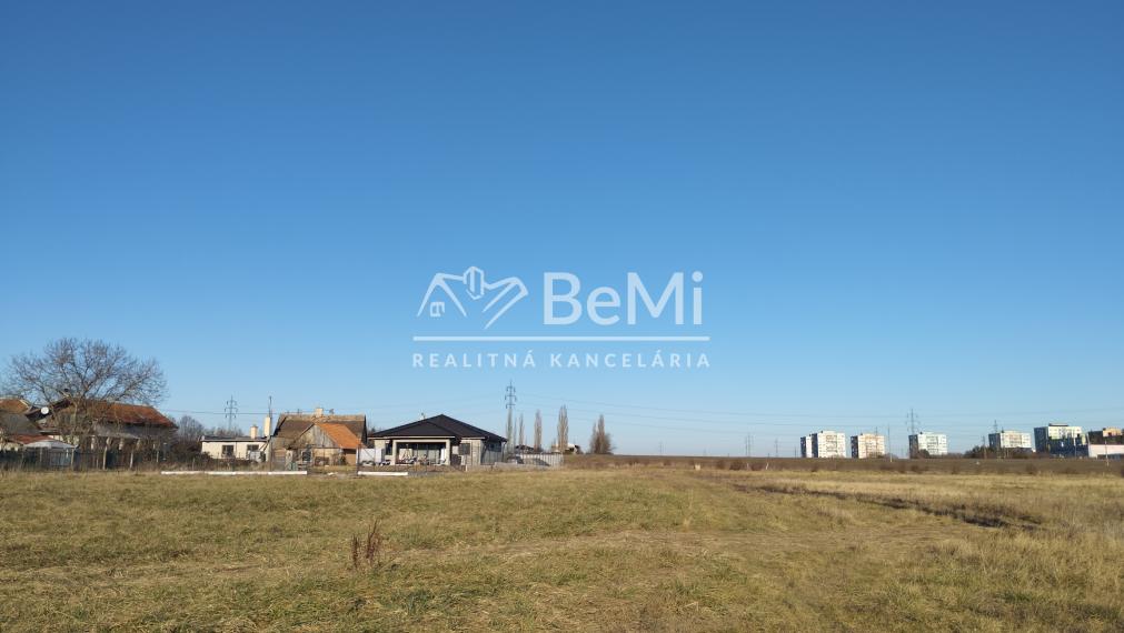 Pozemok na stavbu na predaj-Lučenec