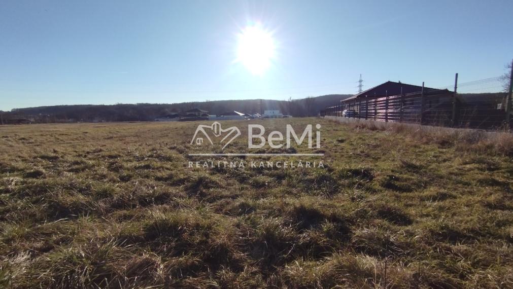 Pozemok na stavbu na predaj-Lučenec