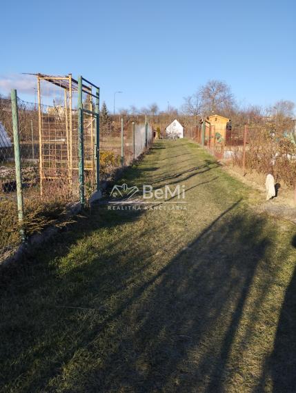 Chatka so záhradou  NA PREDAJ-Poltár