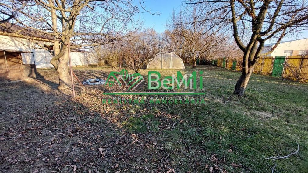 Na predaj rodinný dom s veľkým pozemkom - Práznovce