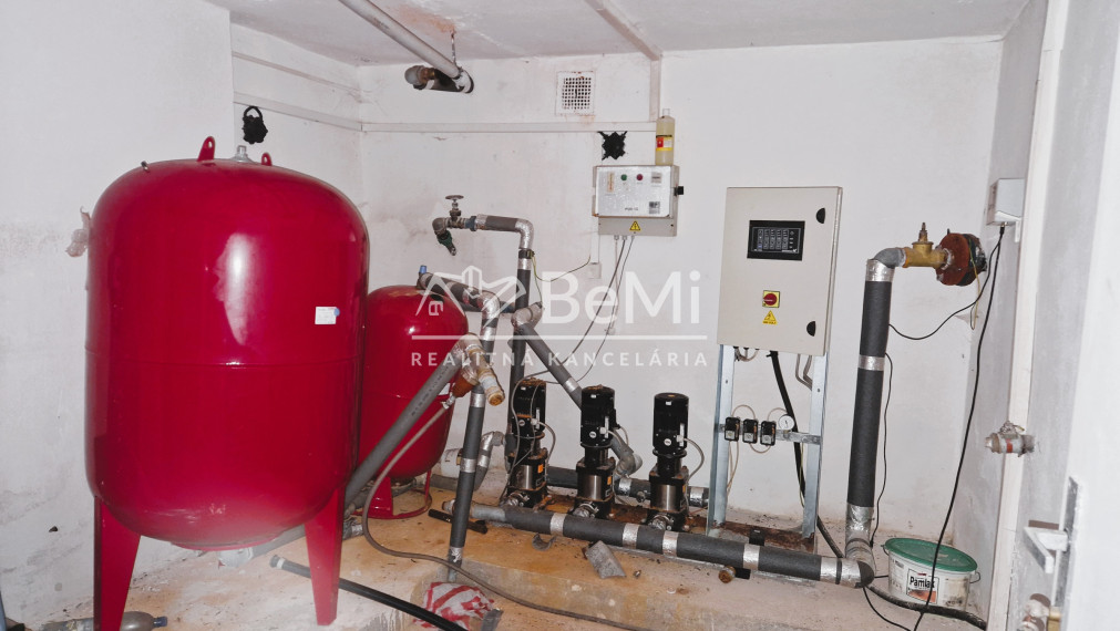 I N V E S T I Č NÁ rekreačná chata v obci Stratená-NA PREDAJ