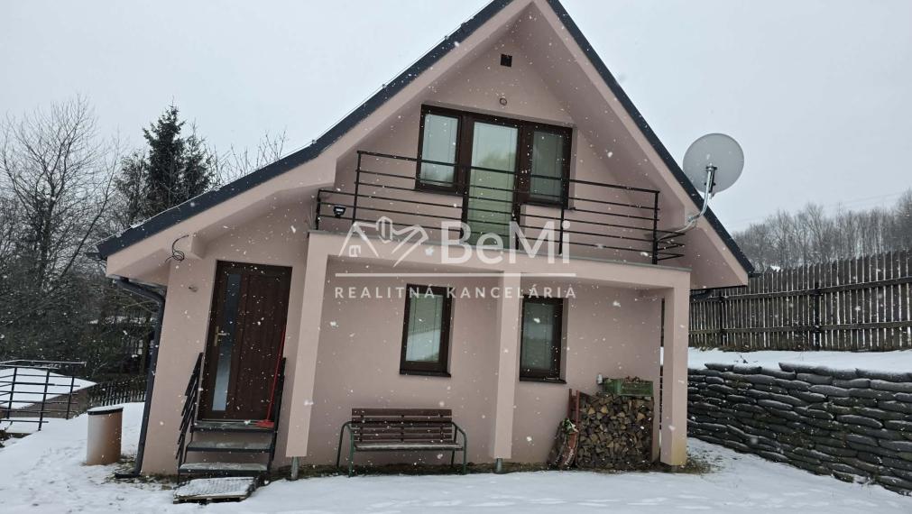 Na predaj štýlová chalúpka  samota s nádhernými výhľadmi, Chocholná-Velčice (časť Kykula)