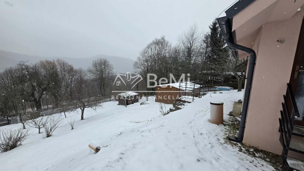 Na predaj štýlová chalúpka  samota s nádhernými výhľadmi, Chocholná-Velčice (časť Kykula)
