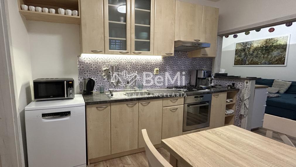 Predaj  3 izbový byt " REZERVOVANÉ "LEVICE (109-113-MIJK)