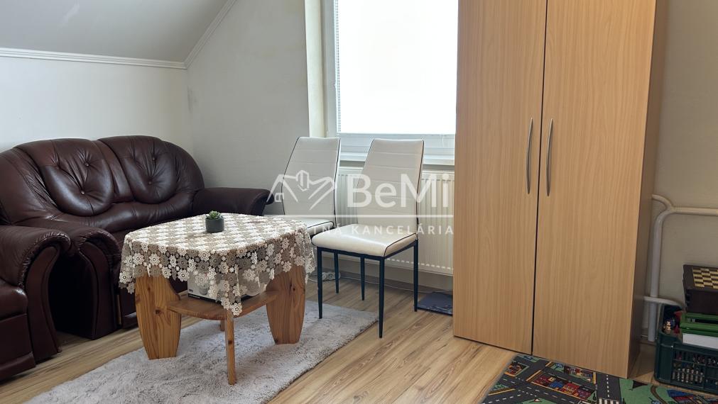 Predaj  rodinný dom -  Hronské Kosihy /Levice/    110-12-MIJK