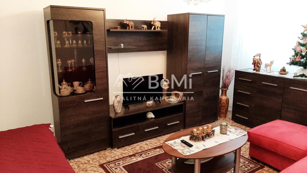 REZERVOVANÉ 2-izbový byt Nitra-Na Hôrke ID 007-112-VISK