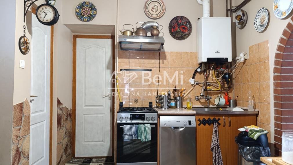 Zrekonštruovaný rodinný dom v Abaújkér, Maďarsko -NA PREDAJ