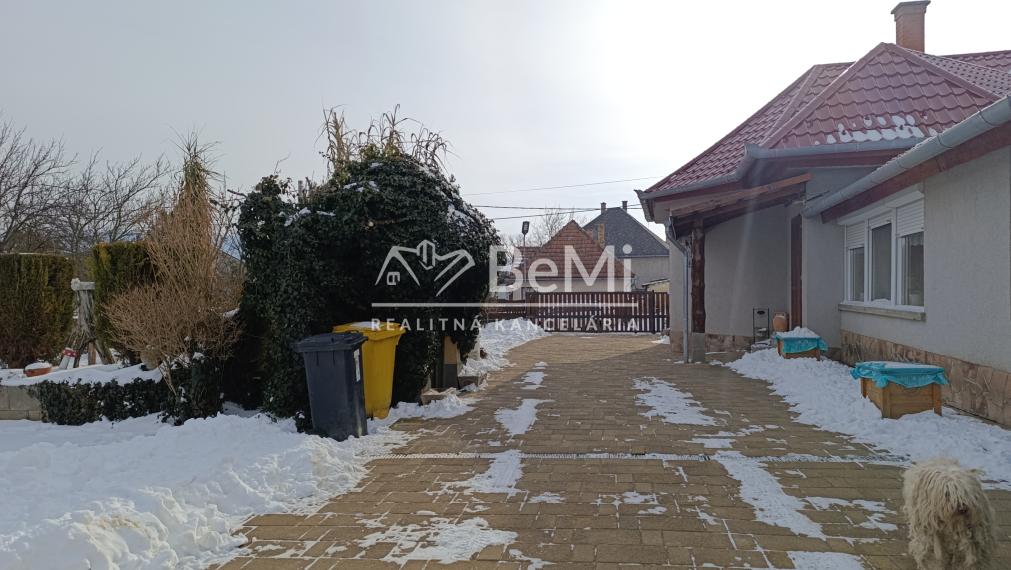 Zrekonštruovaný rodinný dom v Abaújkér, Maďarsko -NA PREDAJ