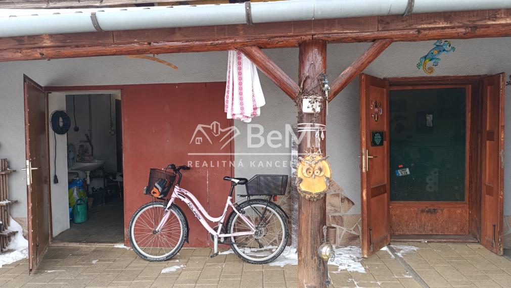 Zrekonštruovaný rodinný dom v Abaújkér, Maďarsko -NA PREDAJ