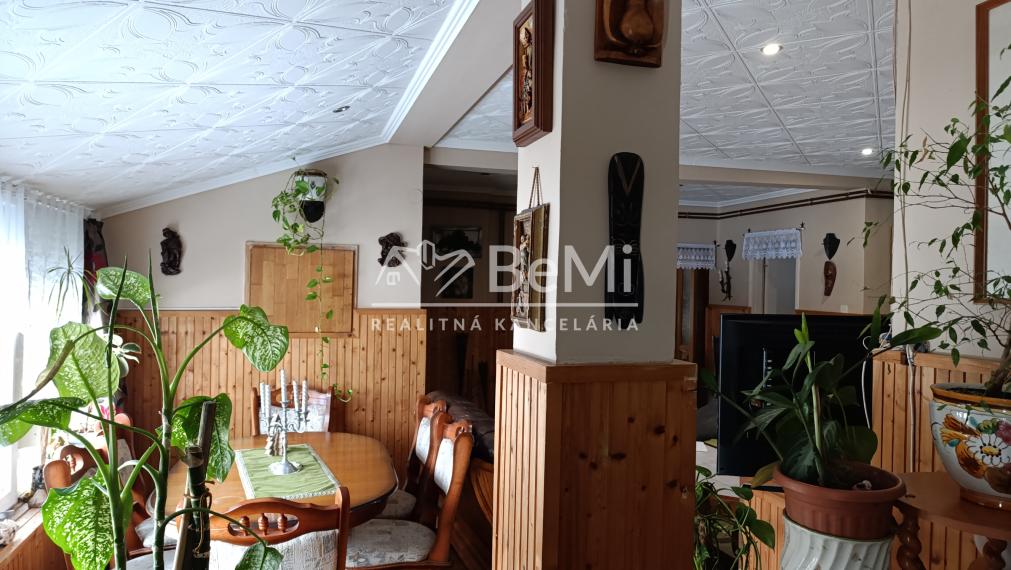 Zrekonštruovaný rodinný dom v Abaújkér, Maďarsko -NA PREDAJ