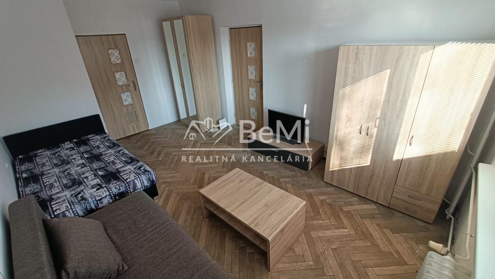 2 izbový byt Topoľčany, širšie centrum. ZNÍŽENÁ CENA