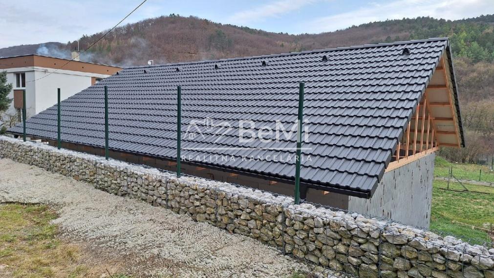 Predáme rozostavaný nízkoenergetický rodinný dom 019-12-MIKUa