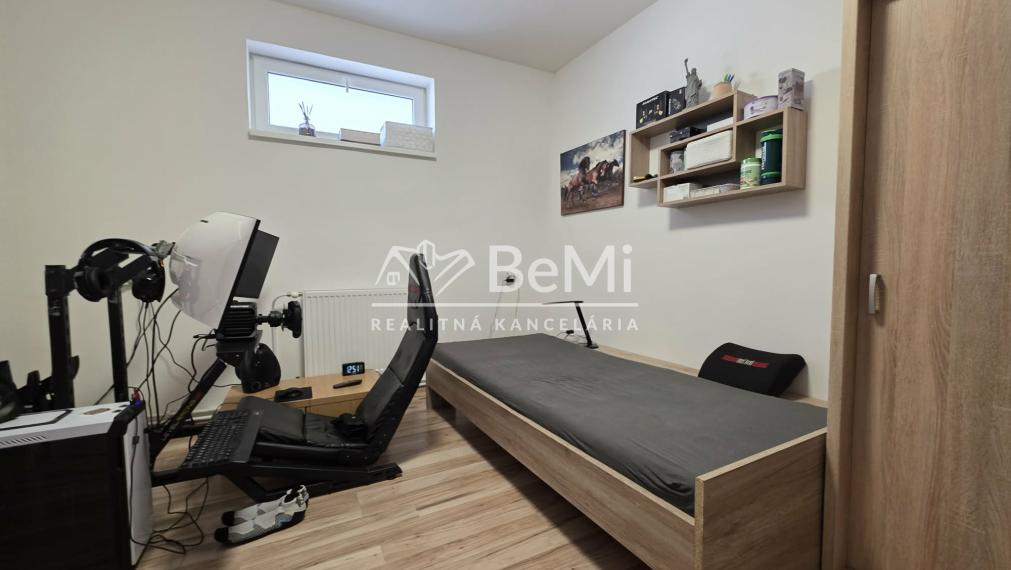 NA PREDAJ – ŠTÝLOVÝ 4-IZBOVÝ RODINNÝ DOM V POTVORICIACH