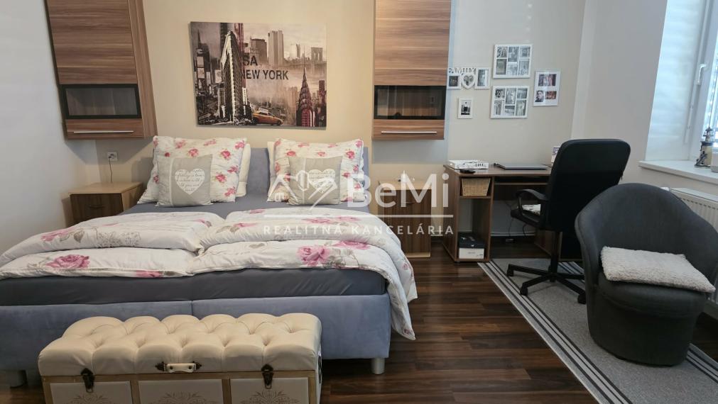 NA PREDAJ – ŠTÝLOVÝ 4-IZBOVÝ RODINNÝ DOM V POTVORICIACH