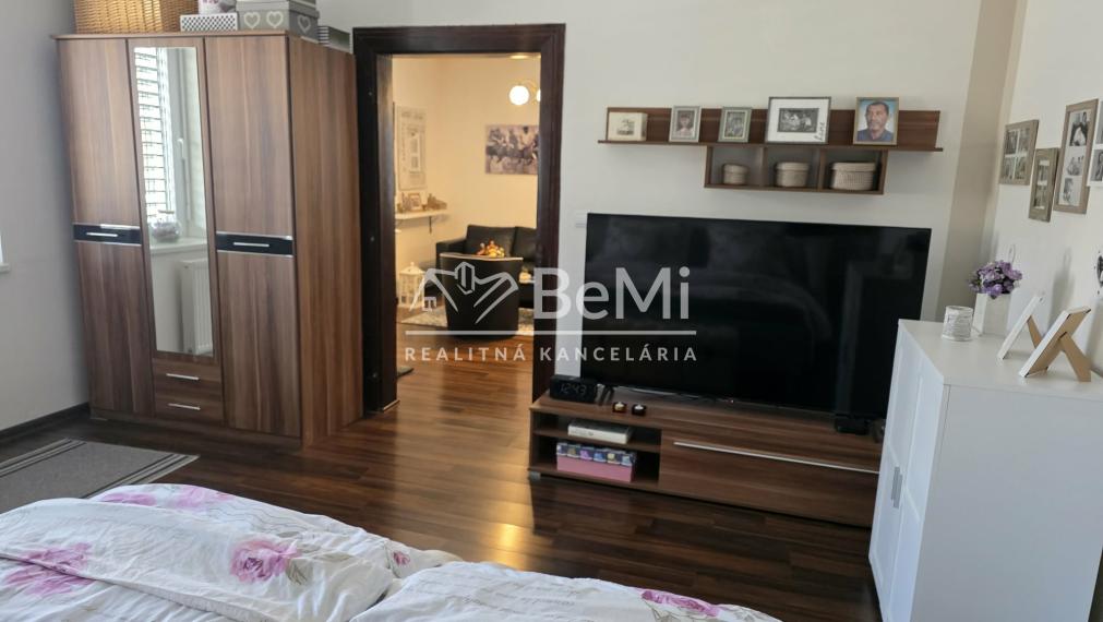 NA PREDAJ – ŠTÝLOVÝ 4-IZBOVÝ RODINNÝ DOM V POTVORICIACH