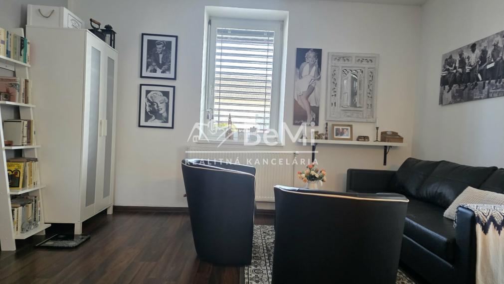 NA PREDAJ – ŠTÝLOVÝ 4-IZBOVÝ RODINNÝ DOM V POTVORICIACH