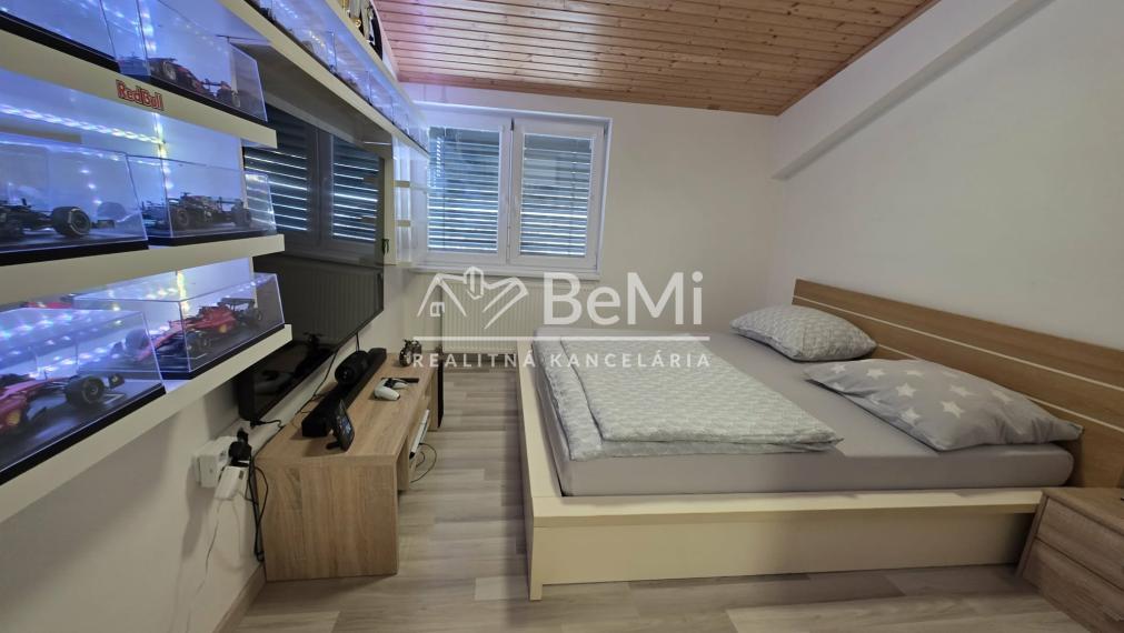 NA PREDAJ – ŠTÝLOVÝ 4-IZBOVÝ RODINNÝ DOM V POTVORICIACH