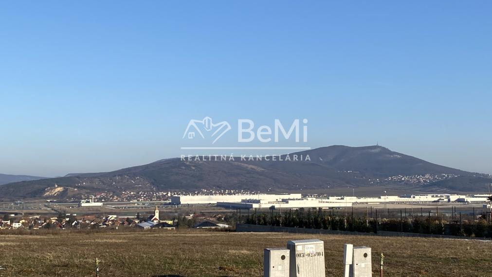 Nitra Lužianky RED OAK golf  pozemok 1 000 m2 ID 599-14-MIG