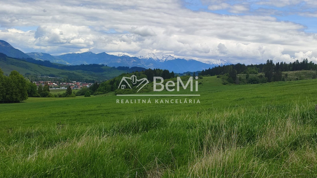 Slnečný stavebný pozemok Liptovské Sliače ID: 070-14-STKE