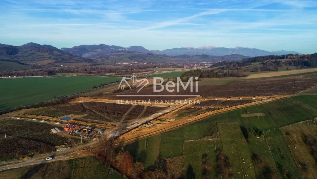 Slnečný stavebný pozemok Liptovské Sliače ID: 070-14-STKE