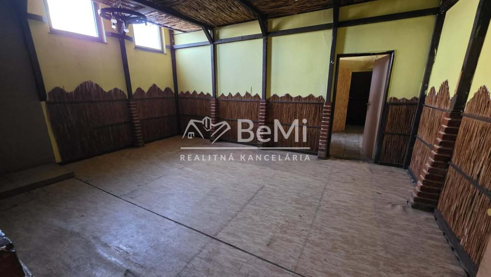 Predaj objektu – bývalé pohostinstvo | 274 m² | pozemok 1 216 m²