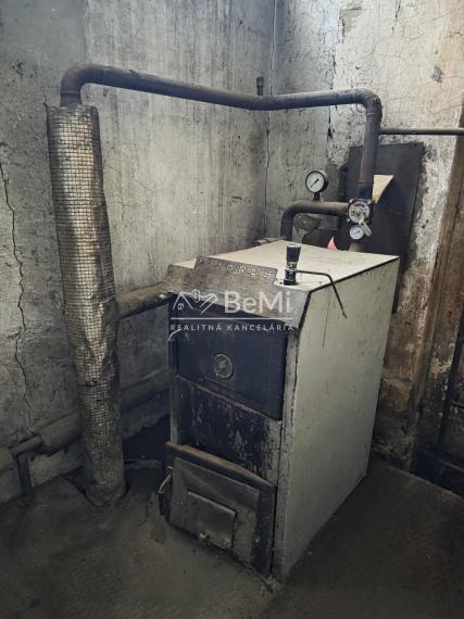 Predaj objektu – bývalé pohostinstvo | 274 m² | pozemok 1 216 m²