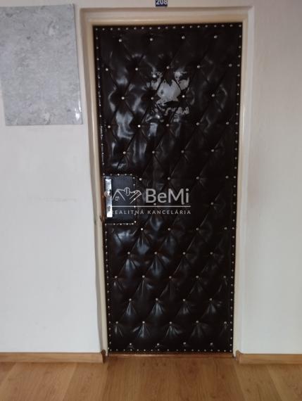 Kancelársky/prevádzkový priestor na prenájom-Lučenec