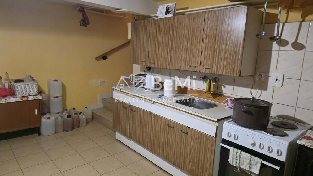 Predaj rodinného domu na úplnej samote – Záblatie, Trenčín