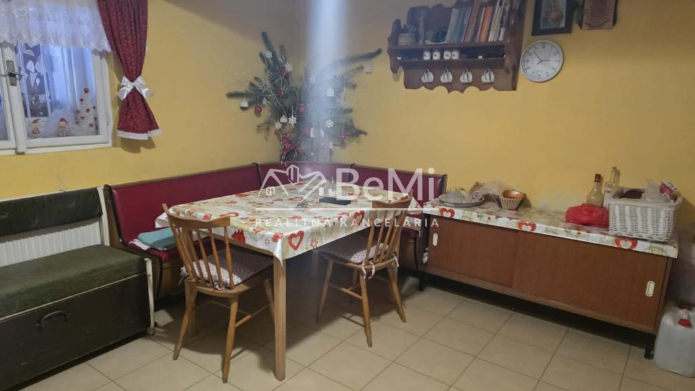 Predaj rodinného domu na úplnej samote – Záblatie, Trenčín