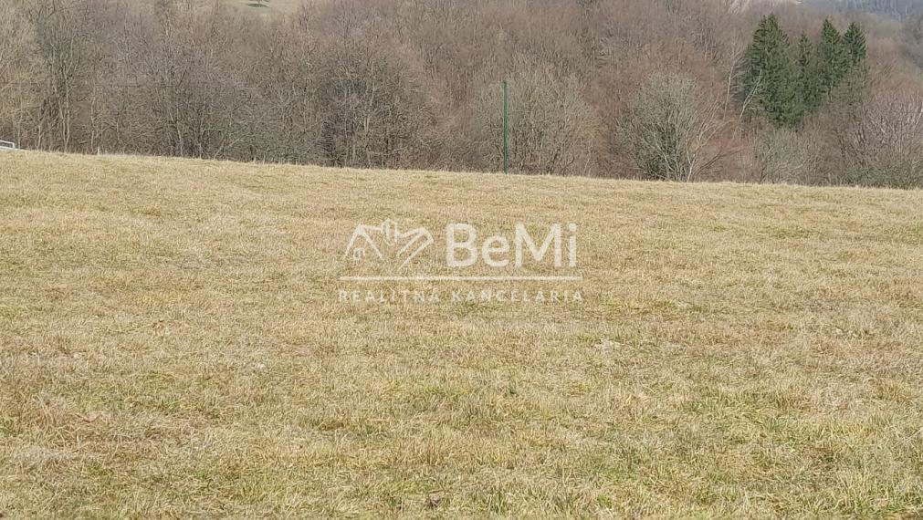 Exkluzívny pozemok s domom v srdci prírody  Žítková pri Trenčíne