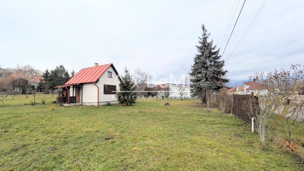 Predaj, stavebný pozemok - Čaradice (1242-14-AFI)