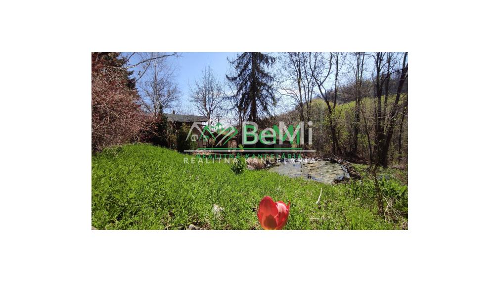 CHATA NA POLOSAMOTE 2733m² - NA PREDAJ