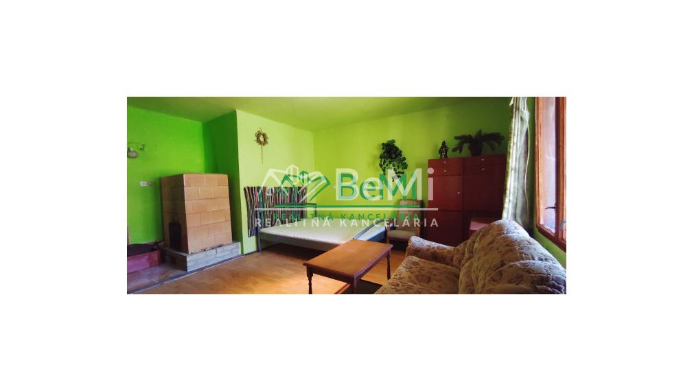 CHATA NA POLOSAMOTE 2733m² - NA PREDAJ