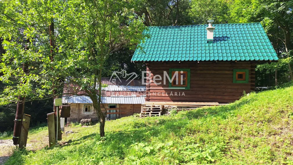 Predaj: Chata s pozemkom 567 m2 ( 003-13-DAPA)