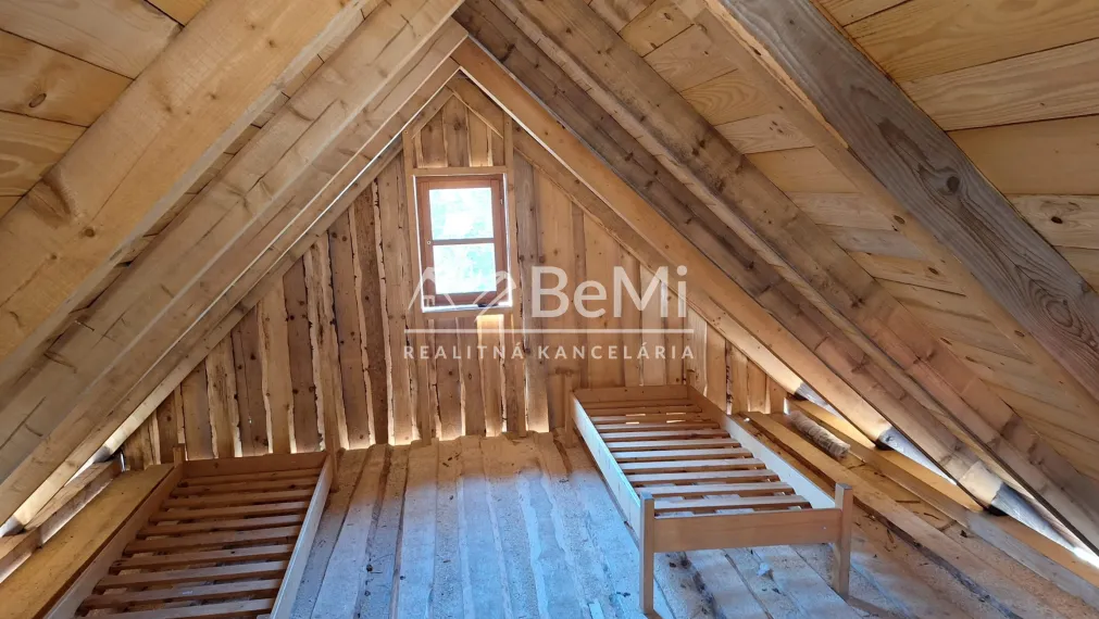 Predaj: Chata s pozemkom 567 m2 ( 003-13-DAPA)