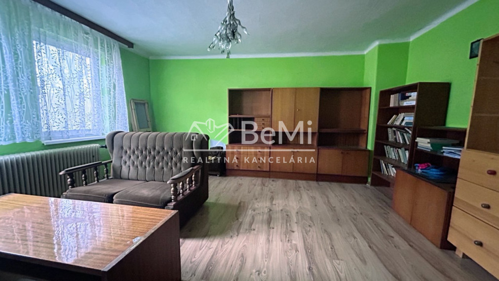 Rodinný dom Jasenie s veľkým pozemkom