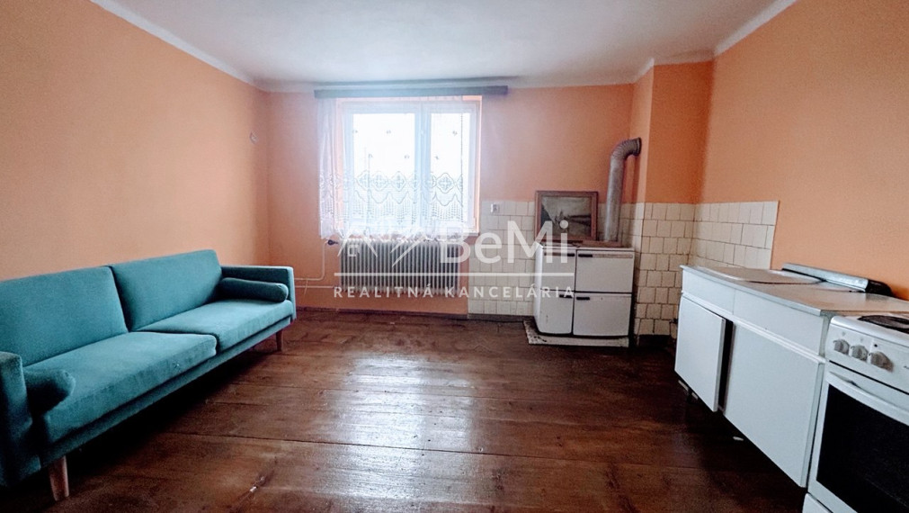 Rodinný dom Jasenie s veľkým pozemkom