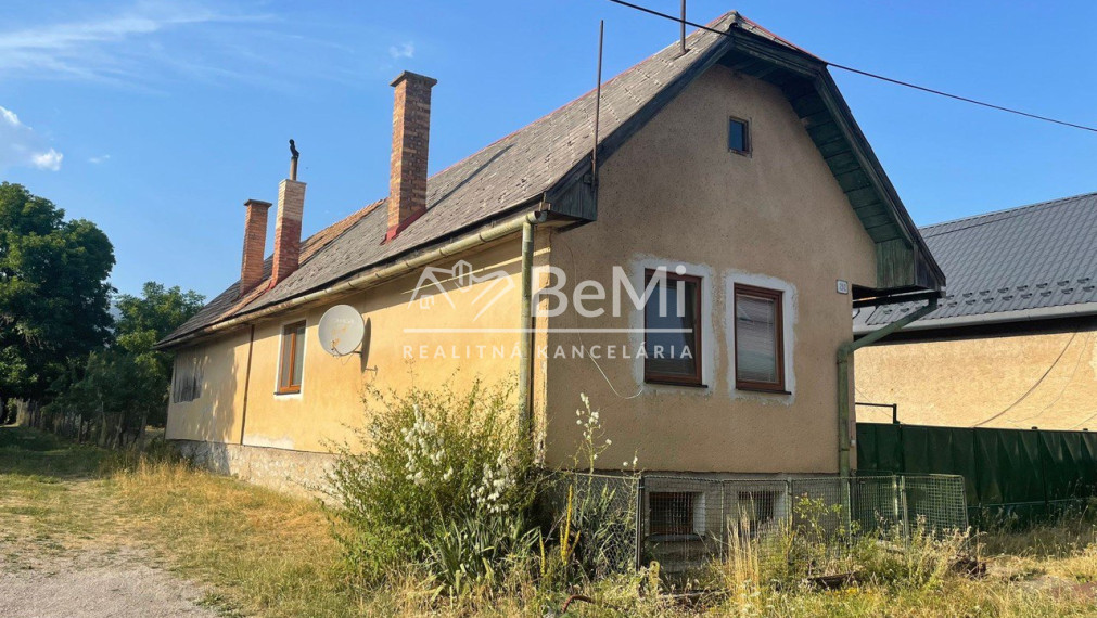 Rodinný dom Jasenie s veľkým pozemkom