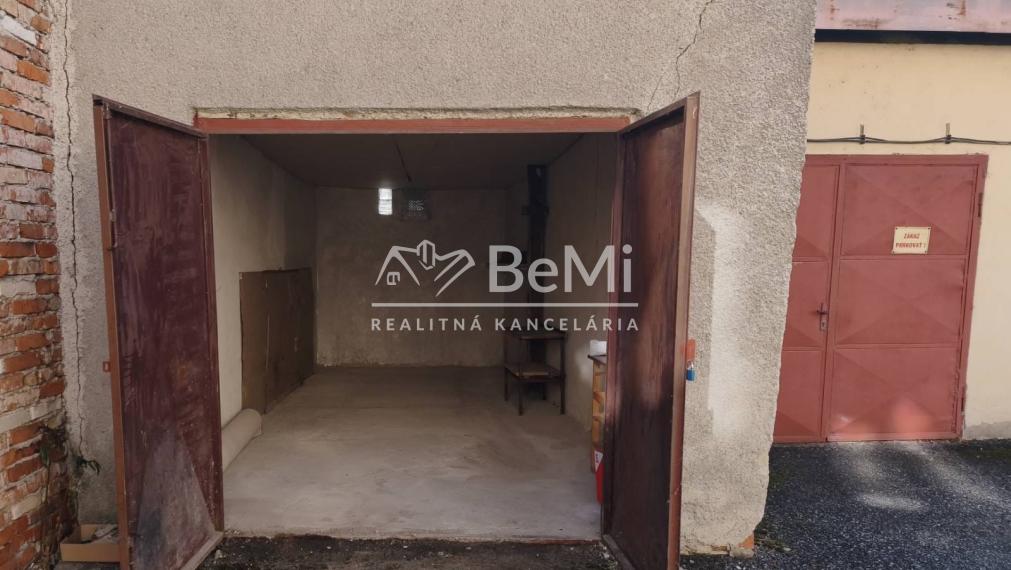 Garáž, v centre Prešova na Levočskej ulici, na predaj