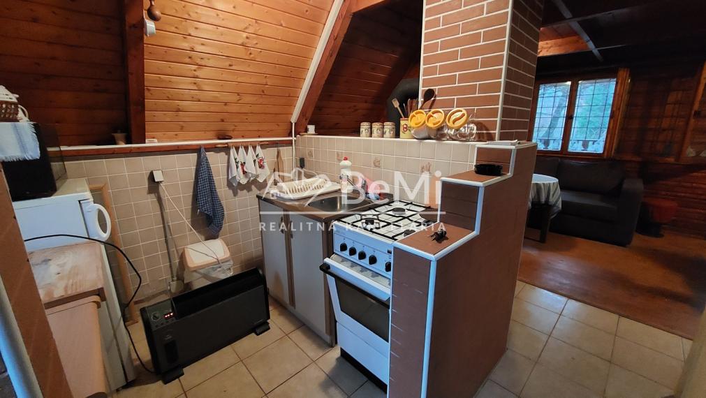 Na predaj 2 izbová chata - Duchonka  ID 214-13-LUGUEa