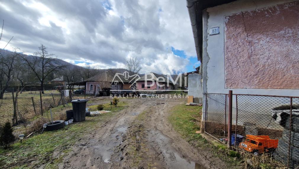 Útulný rodinný domček v obci Rochovce okr.Rožňava- NA PREDAJ