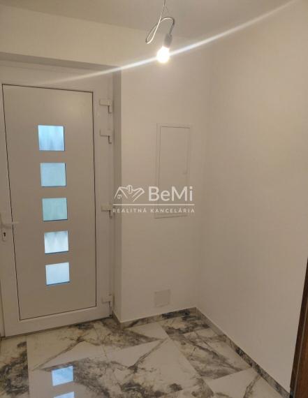 043-12-PAMA Rodinný dom  - novostavba v Golianove